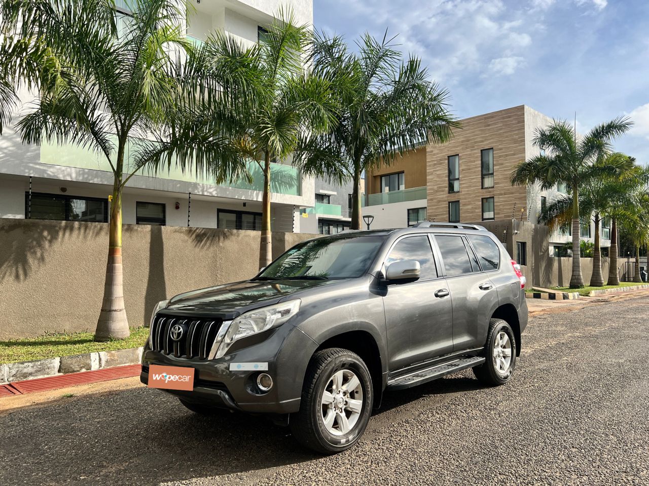 TOYOTA PRADO