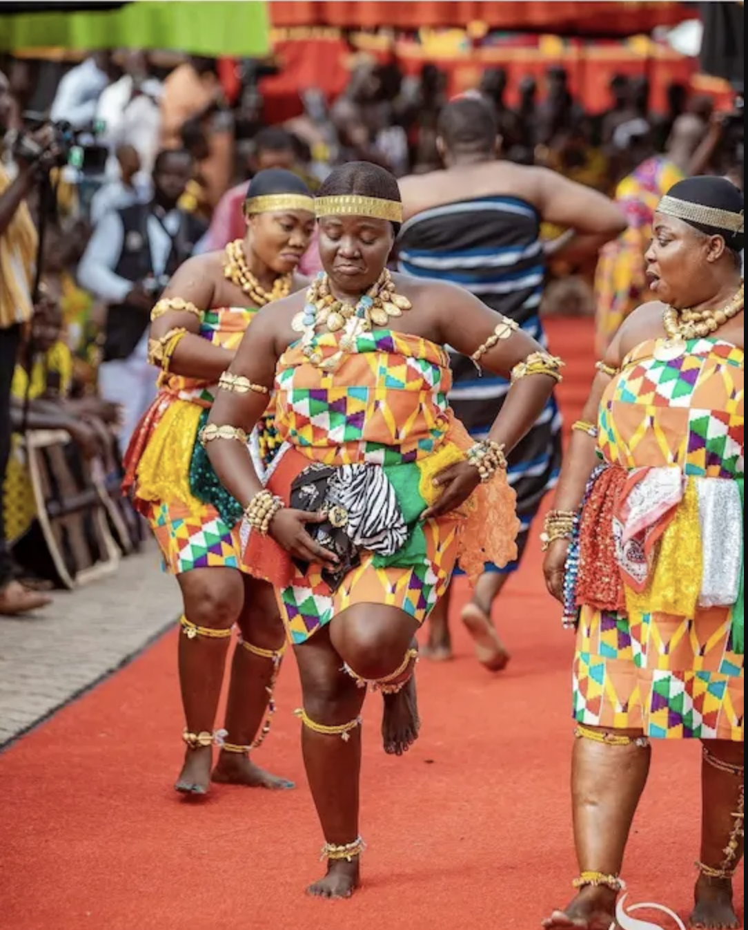 Adowa Dancers at Akwasidae Festival – Image credited to Manhyia Palace